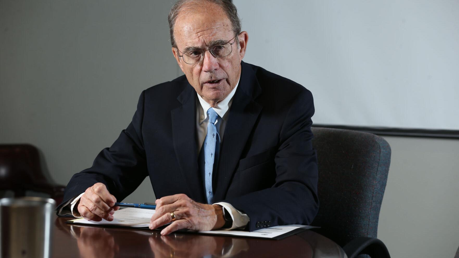 Lt. Gov. Hosemann recognizes schools with high attendance rates